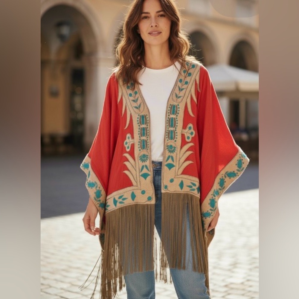 NWT ROJO VINTAGE Women’s Embroidered Open Cape Poncho